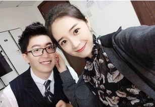 娱乐圈吃瓜双人解说,吃瓜达人双人解说,揭秘明星幕后故事